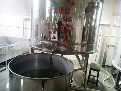 雅大多功能酿酒设备:瓜蒌肉酿成特色酒,让果农的利润翻几倍!